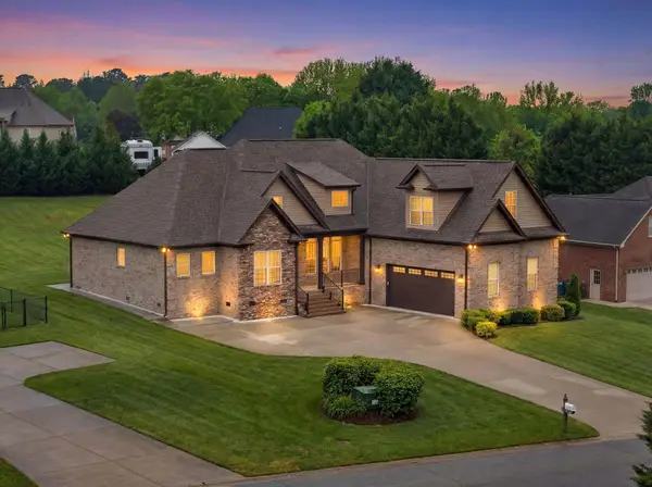 815 Shadow Creek Drive, Inman, SC 29349