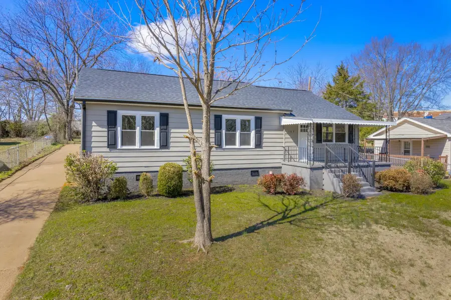 107 Boyd Ave, Simpsonville, SC 29681 - #2