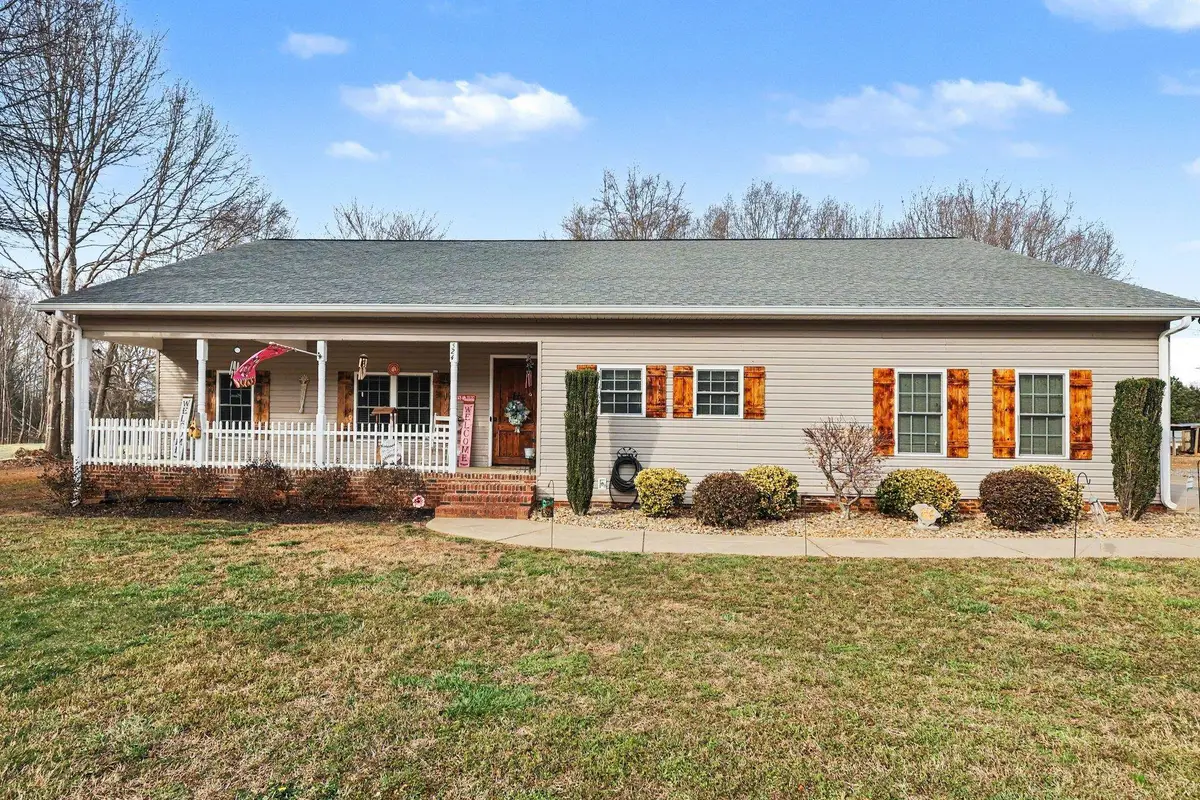 524 Dillon Street, Chesnee, SC 29323 - #1