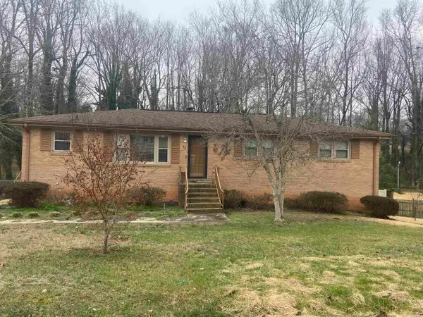 13 Longmeadow Road, Taylors, SC 29687