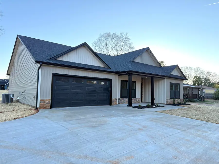 179 Cedar Avenue, Wellford, SC 29385 - #3