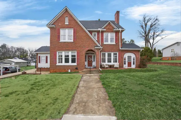 906 College Drive, Gaffney, SC 29340