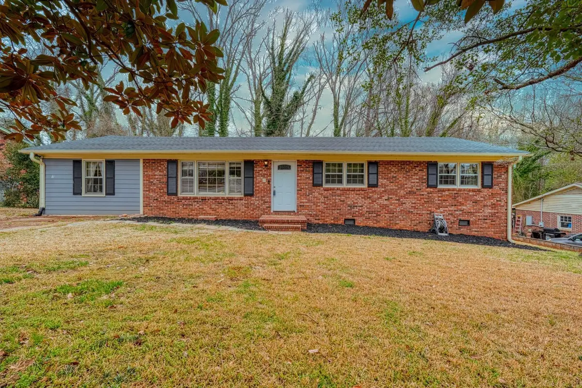 335 Foxhall Road, Spartanburg, SC 29306 - #1