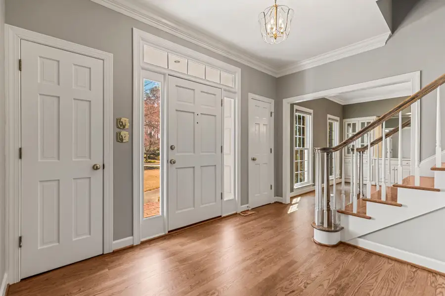 213 E Woodglen Road, Spartanburg, SC 29301 - #2