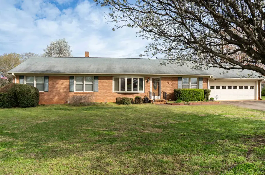 109 Gentry Road, Spartanburg, SC 29301 - #2