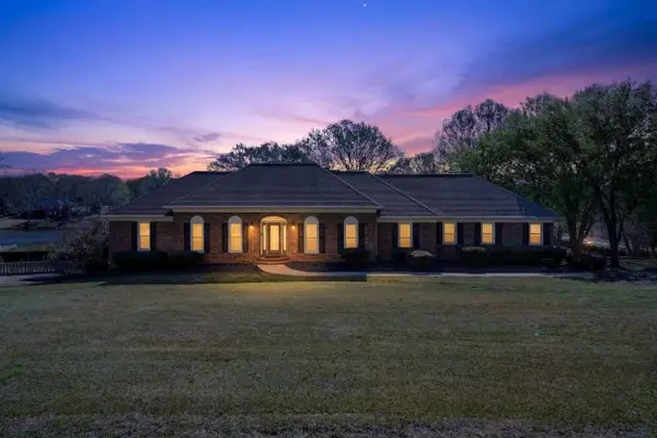 206 W Killarney Lake, Moore, SC 29369