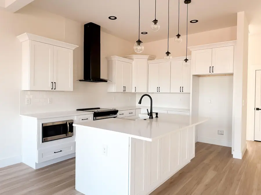 370 Scenic Avenue, Campobello, SC 29322 - #2