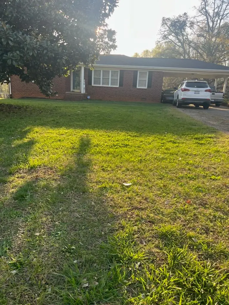 424 Dewberry Road, Cowpens, SC 29330 - #2