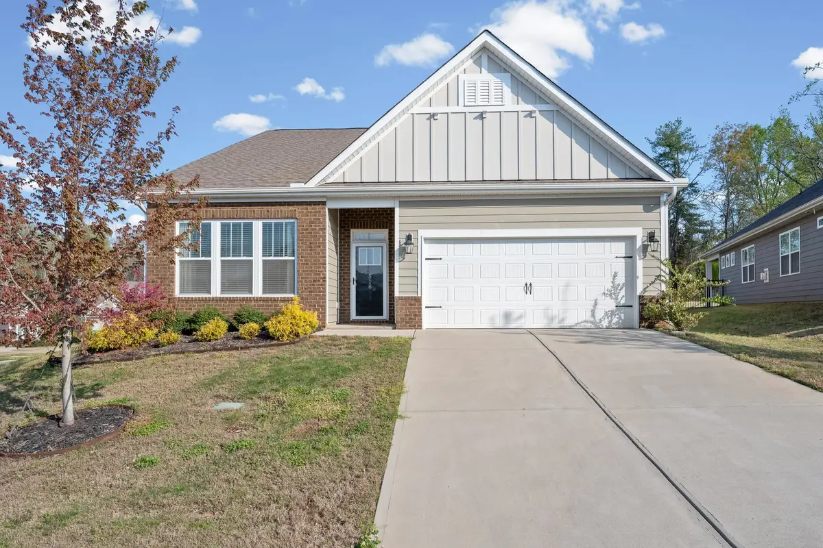 516 Raleighwood Lane, Simpsonville, SC 29681 - #1
