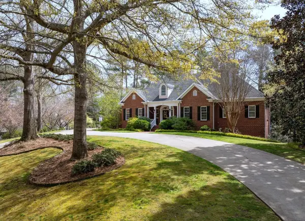 6 Twin Oaks Ct, Spartanburg, SC 29306