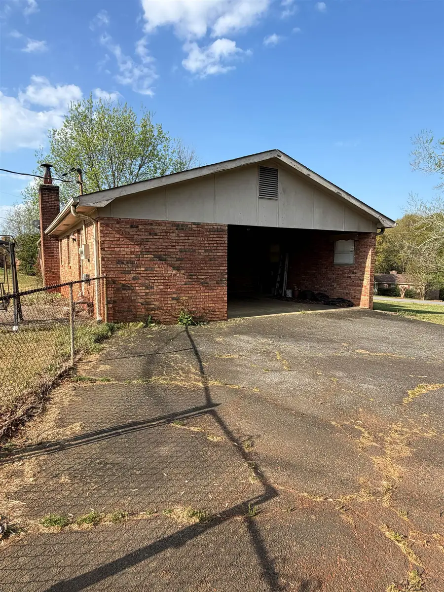 152 Twin Creek Drive, Boiling Springs, SC 29316 - #3