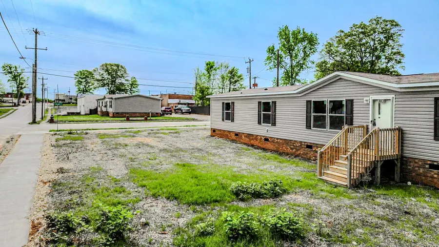 303 Marion Avenue, Gaffney, SC 29341 - #3