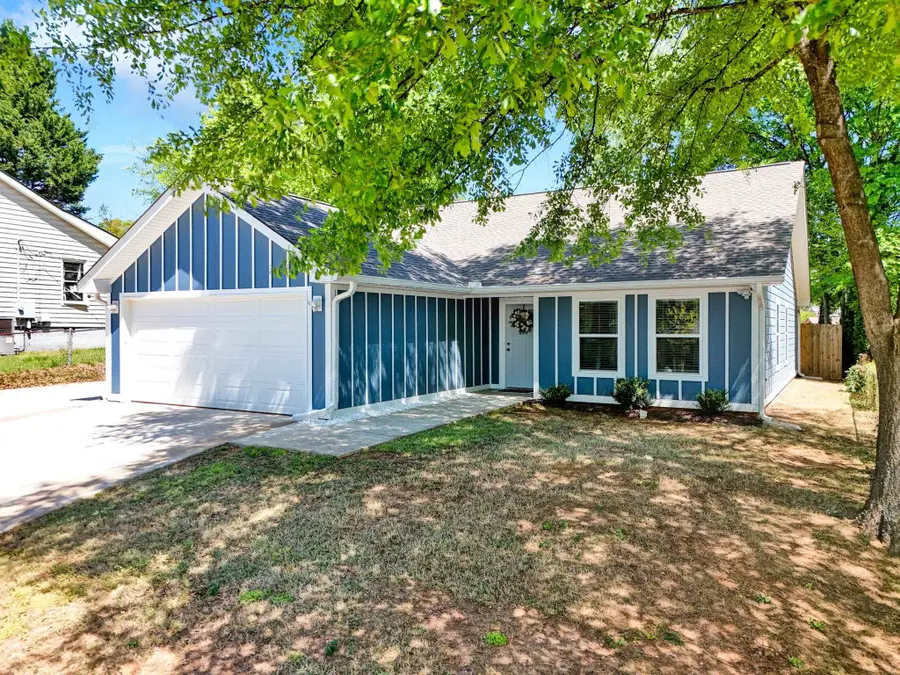 4 Mcarthur Street, Greenville, SC 29611-4713 - #3