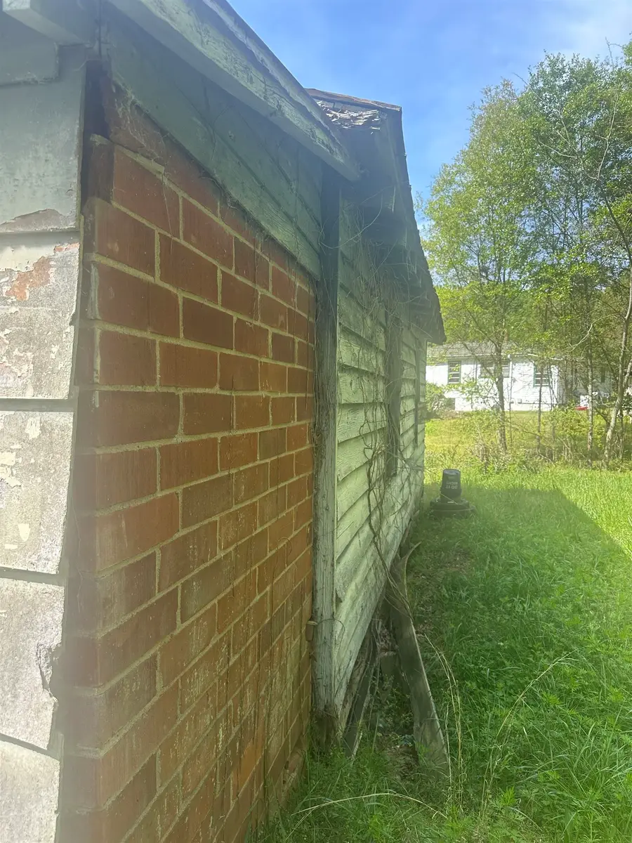 256 Cedar St, Woodruff, SC 29388 - #2