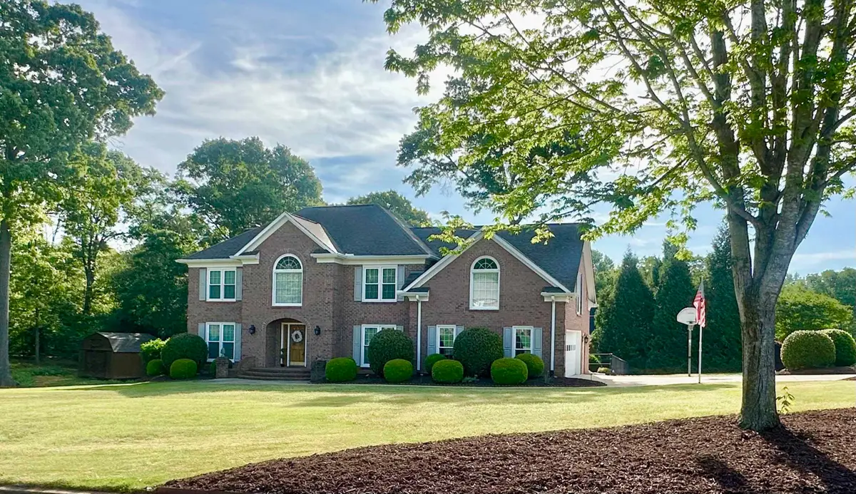 110 W Killarney Lake, Moore, SC 29369 - #1