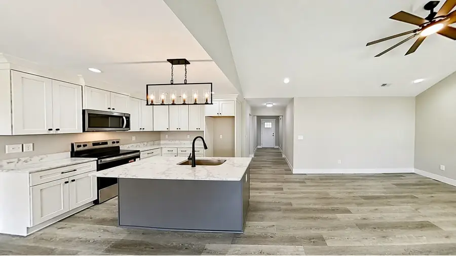 362 W Church Street, Cowpens, SC 29330 - #3