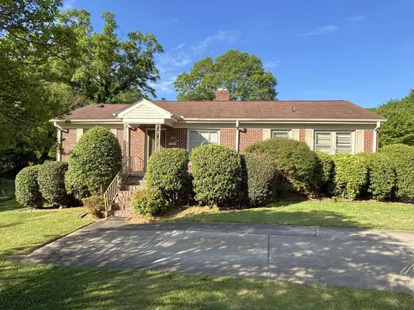 126 W Circle Avenue, Greenville, SC 29607-1517