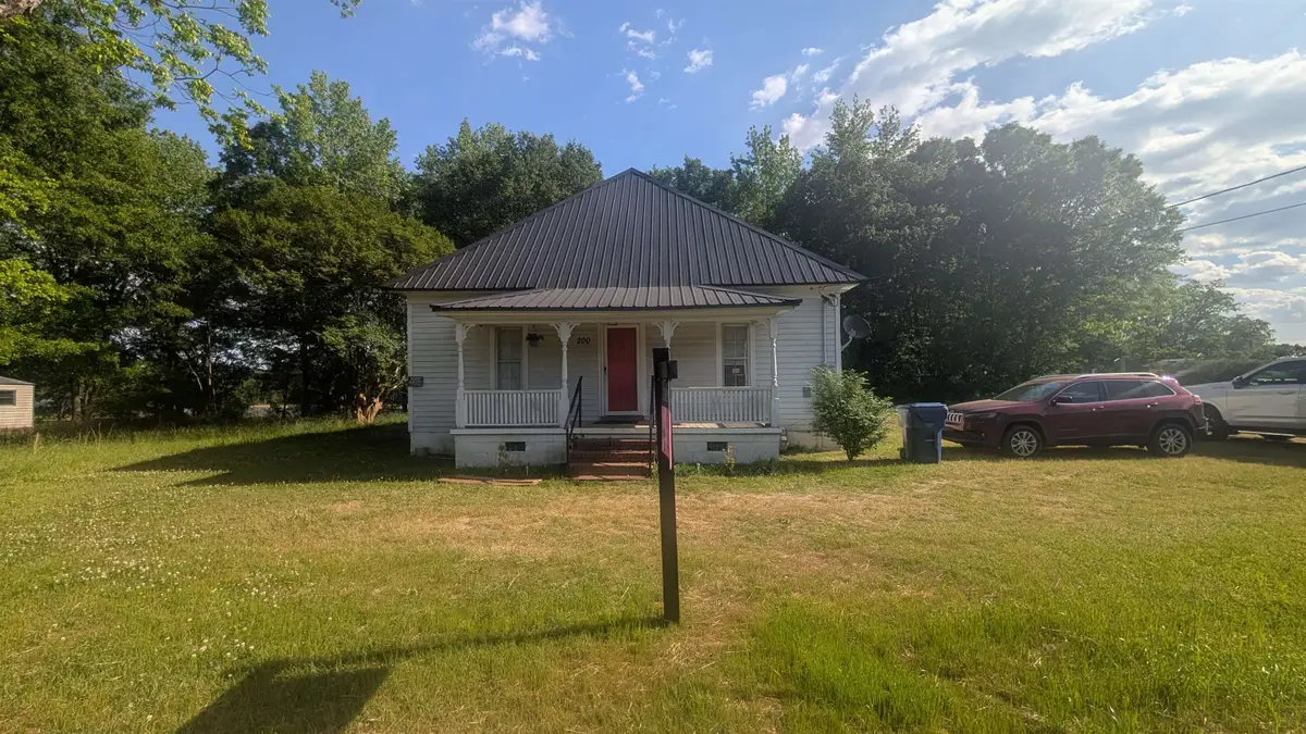 200 Poole Street, Woodruff, SC 29388-0000 - #1