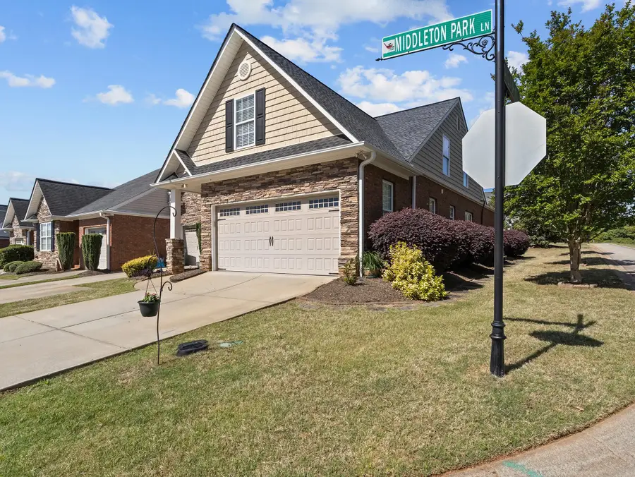 120 Middleton Park Ln, Moore, SC 29369 - #2