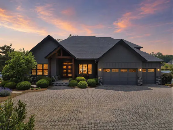 984 Mapleton Lane, Columbus, NC 28722