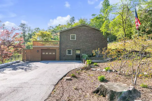 143 Burge Mountain Road, Hendersonville, NC 28792