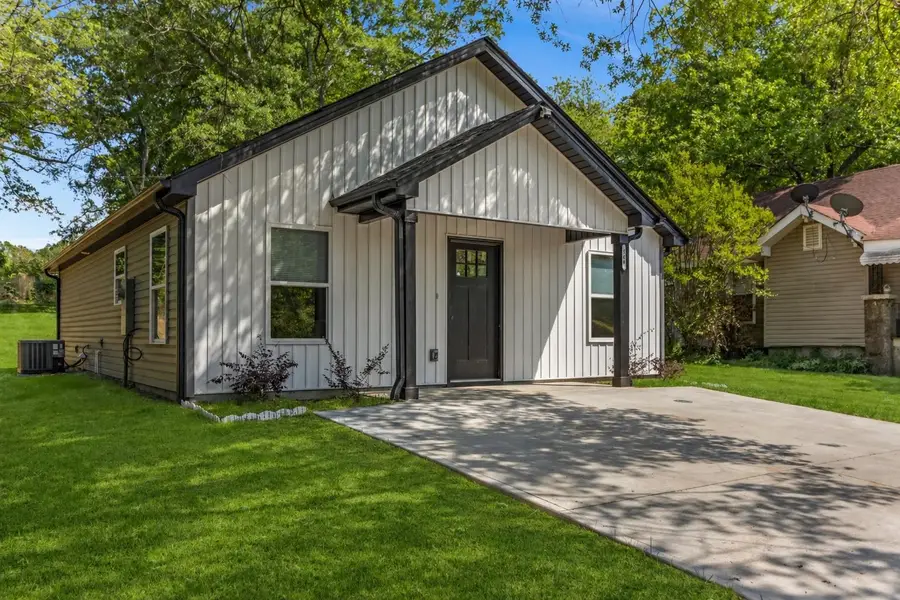 561 Bee Street, Spartanburg, SC 29301 - #2