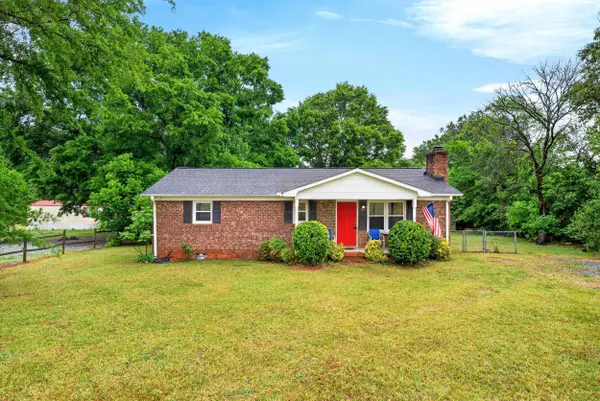 190 Goodjoin Rd Road, Campobello, SC 29322