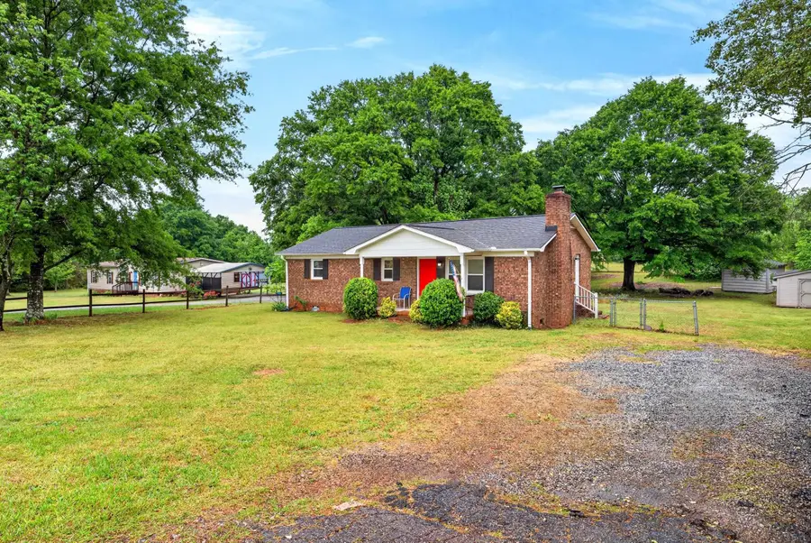 190 Goodjoin Rd Road, Campobello, SC 29322 - #3