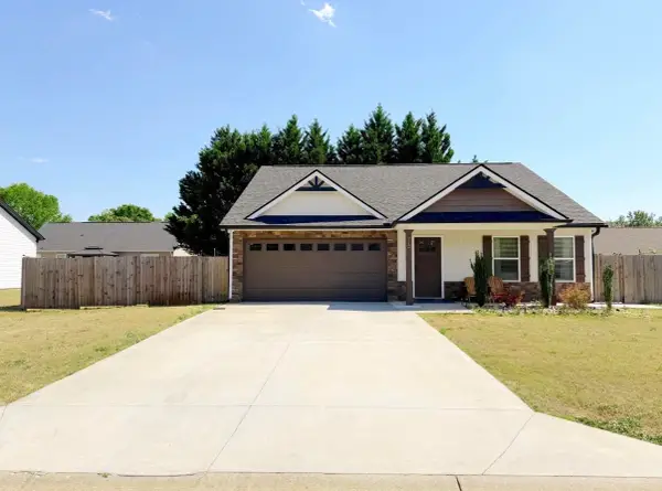 712 Barkwood Ct, Boiling Springs, SC 29316