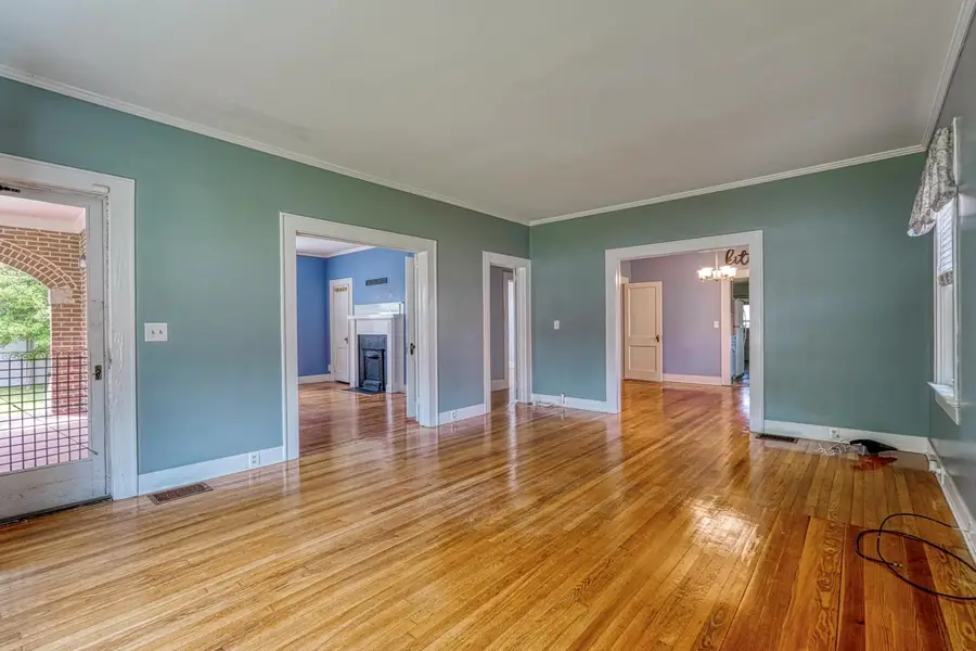 203 E South Street, Union, SC 29379 - #3