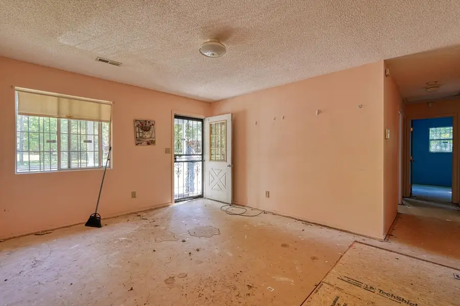 109 W Branyon Heights Avenue, Spartanburg, SC 29306 - #2