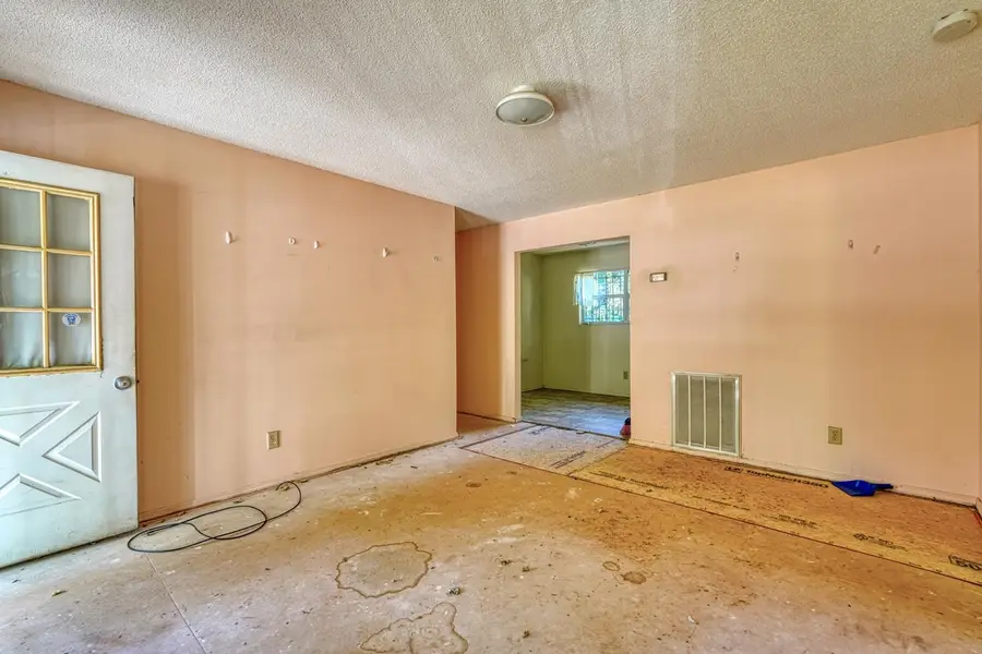 109 W Branyon Heights Avenue, Spartanburg, SC 29306 - #3