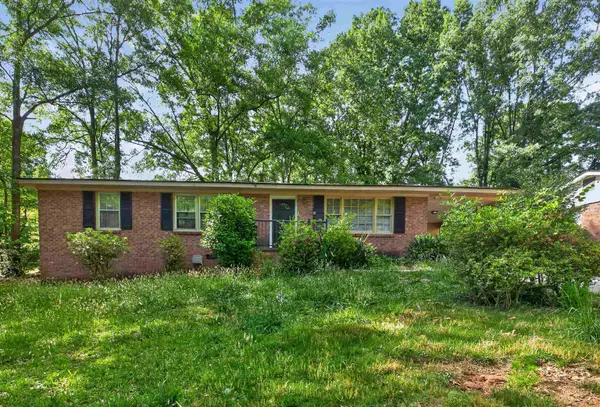 482 Carolyn Dr, Spartanburg, SC 29306