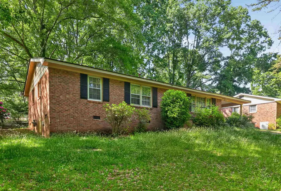 482 Carolyn Dr, Spartanburg, SC 29306 - #2