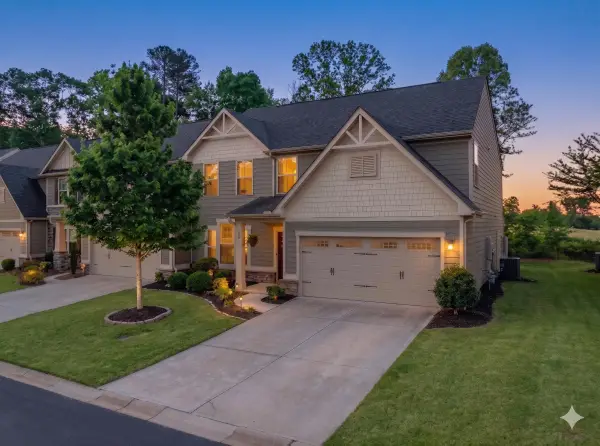 82 Hemingway Lane, Simpsonville, SC 29681