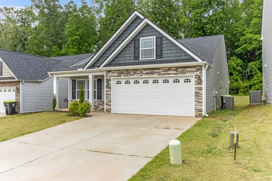 402 Bud Farmer Place, Inman, SC 29349 - #3