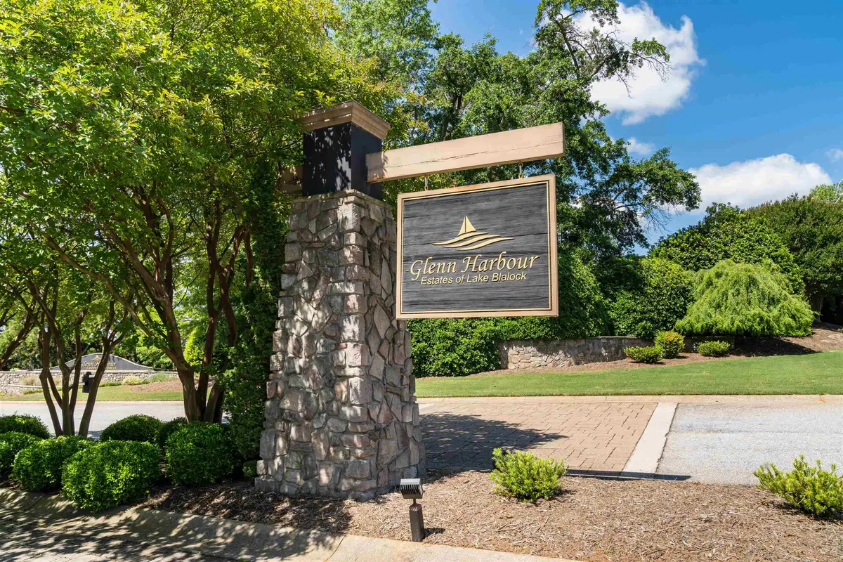 715 E Ridgewater Drive, Chesnee, SC 29323 - #1