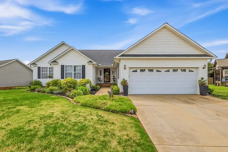 114 Harvest Ridge Dr, Inman, SC 29349 - #2