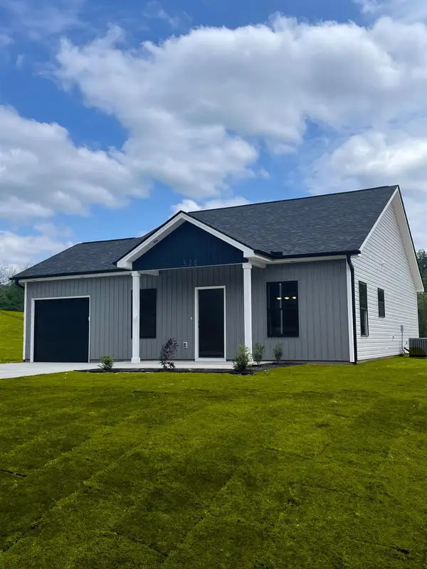 326 Minkum Rd, Gaffney, SC 29340