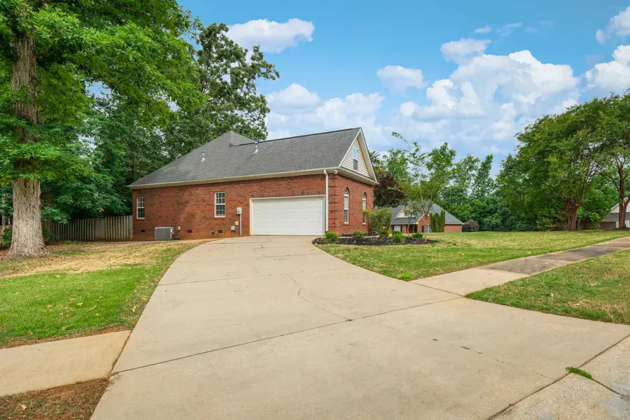 502 Scenic Oak Dr, Moore, SC 29369 - #2