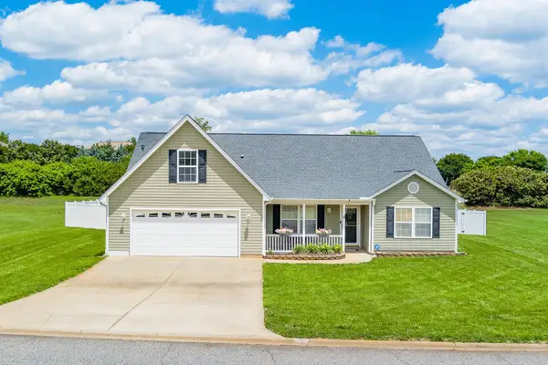 315 Shadowfield Acres Drive, Duncan, SC 29334