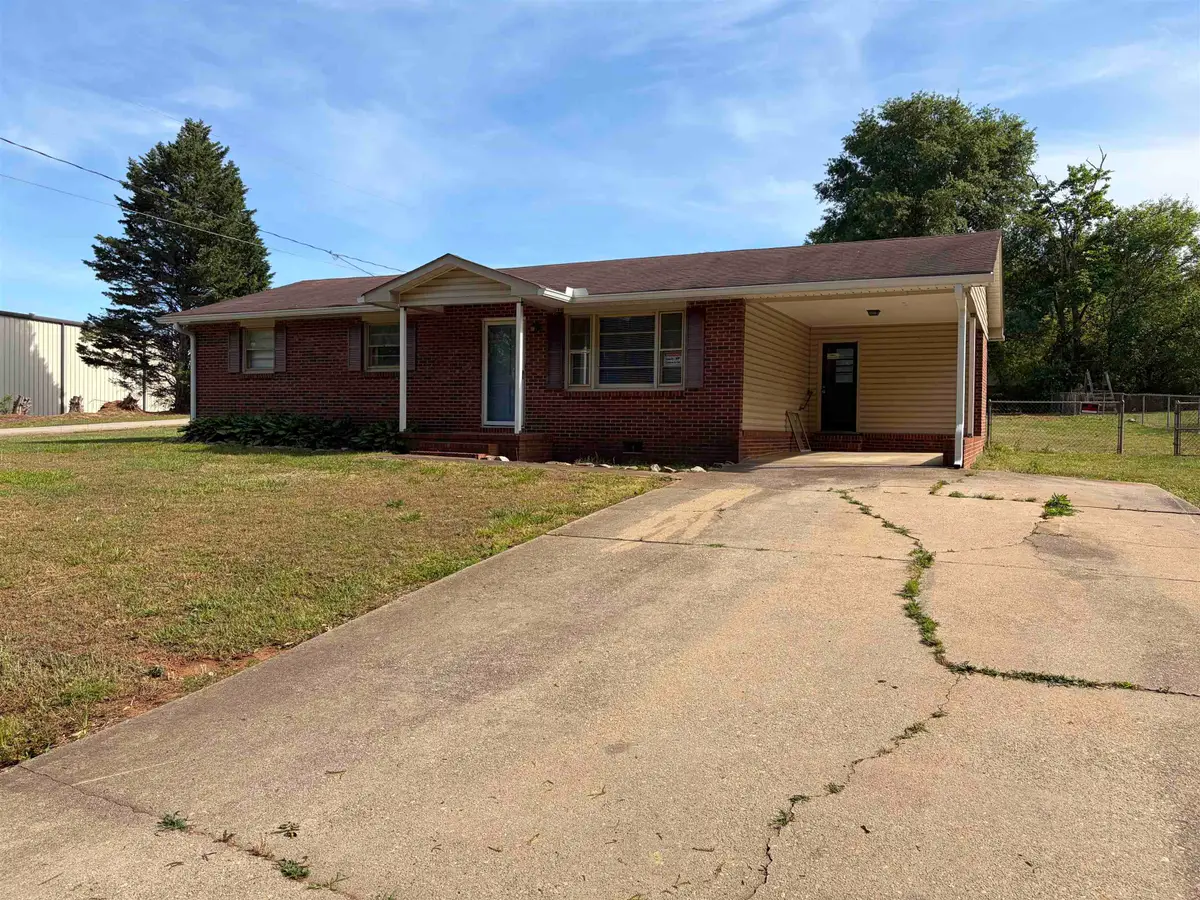 6111 Melvin Dr, Spartanburg, SC 29303 - #1