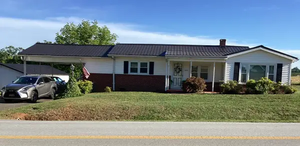 2451 Fairfield Road, Chesnee, SC 29323