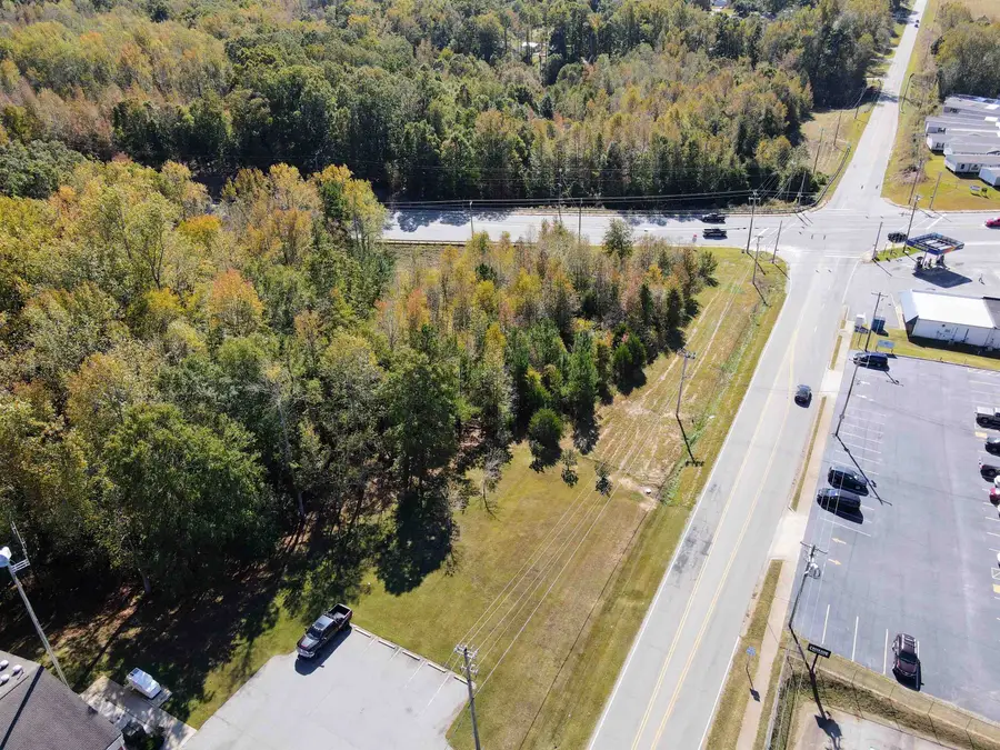 682 Hyatt Street, Gaffney, SC 29341 - #3