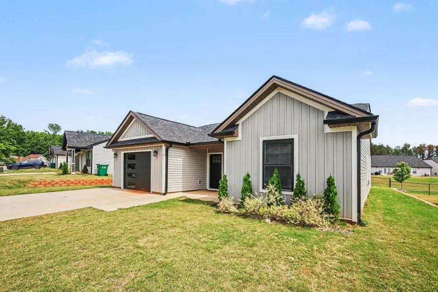 91 Sunrise Road, Spartanburg, SC 29302 - #2