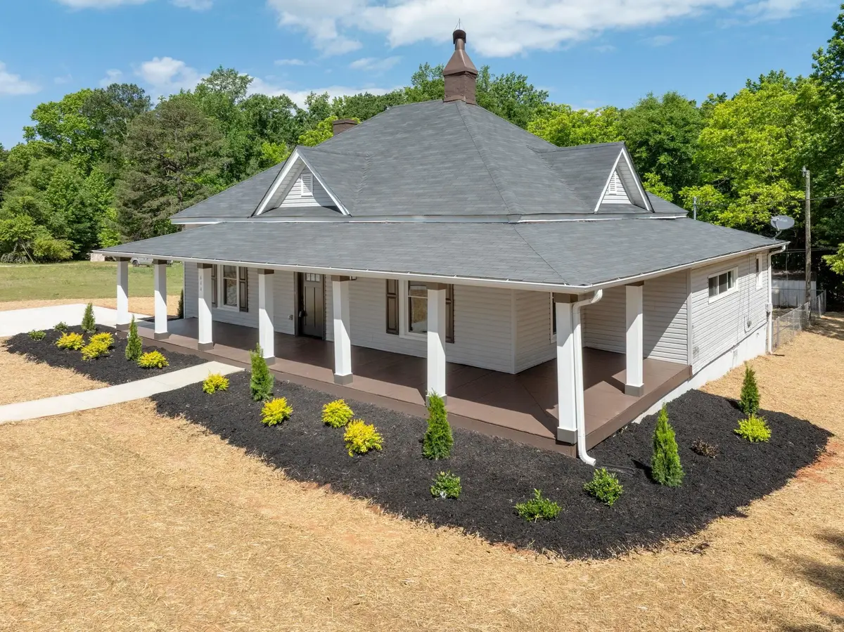 444 W Peachtree Street, Woodruff, SC 29388 - #1