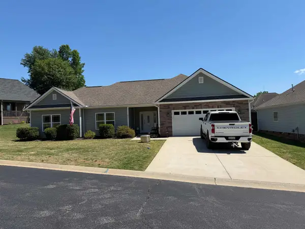 215 Victory Gallop Lane, Boiling Springs, SC 29316