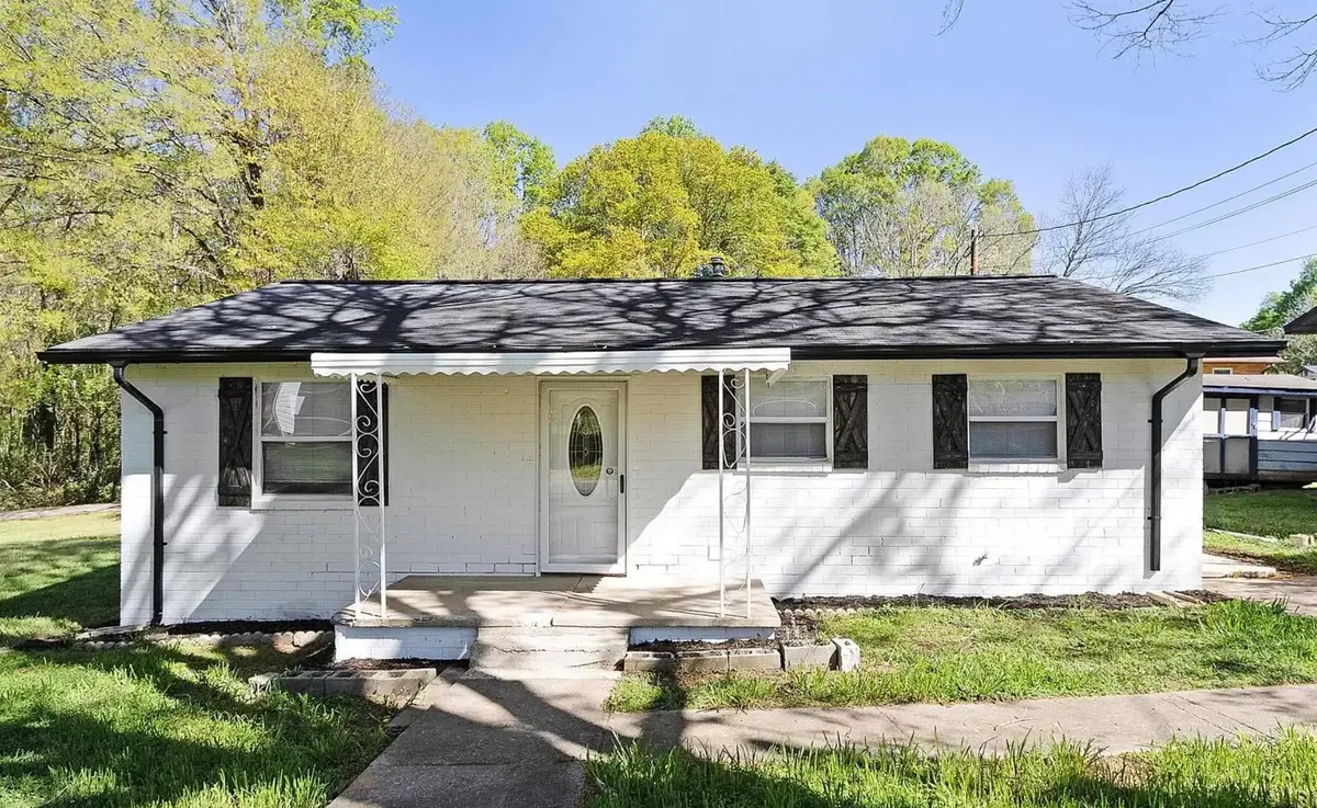 611 Gardner Street, Gaffney, SC 29341-1934 - #1
