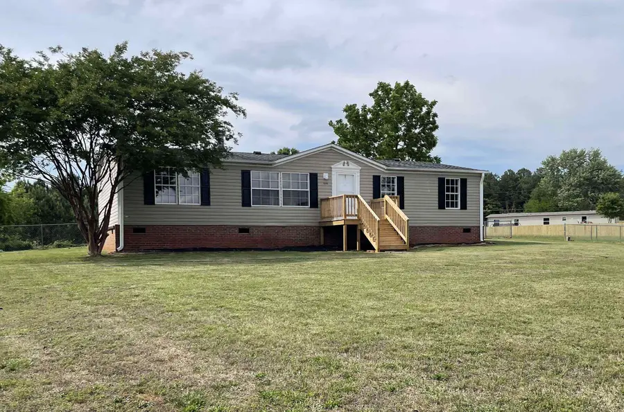 808 W Fleming Farm Dr, Inman, SC 29349 - #2
