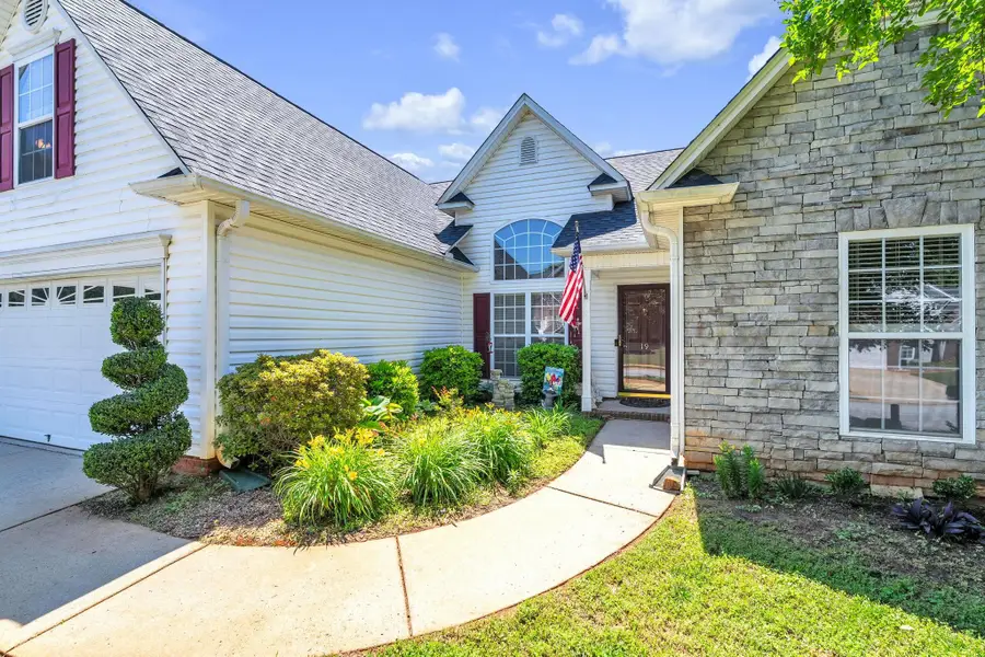 19 Twinings Drive, Simpsonville, SC 29681 - #2
